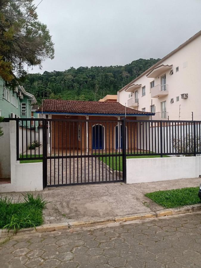 Вілла Casa Praia Grande Com Churrasqueira Убатуба Екстер'єр фото